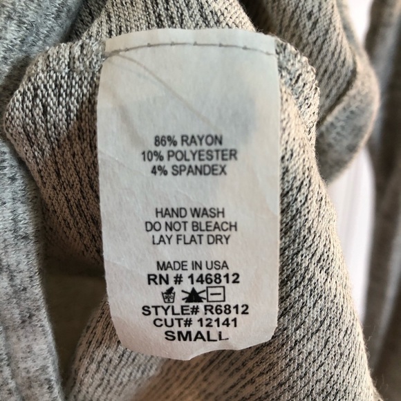 Acemi NWT Juniors Mock Ruffled Grey Turtleneck S - Picture 9 of 12